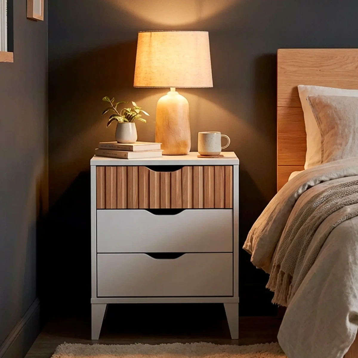 Comodino Stile Nordico Con 3 Cassetti Mobiletto Per Camera Da Letto Moderna Con Gambe Rialzate Mobile Design Scandinavo Zona Notte Salvaspazio 50 x 44 x 33 Cm