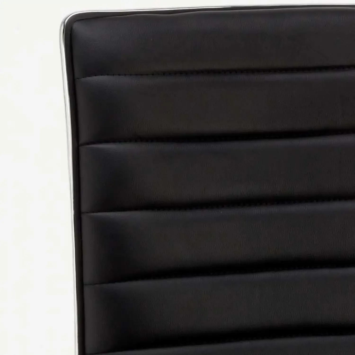 2 Sgabelli da Bar Mainz in Similpelle con Struttura Lucida Cromata, Girevole e Regolabile, Sgabello con Schienale per Casa Bar Cucina Salotto, Design Elegante e Moderno Colore Nero