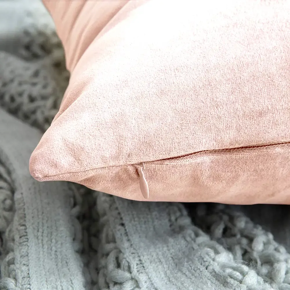 Set di 2 Federe Per Cuscini In Velluto Morbido e Resistente Copricuscini Per Divano Poltrona Soggiorno Arredo Arredamento Casa Design Moderno Elegante Con Cerniera Invisibile