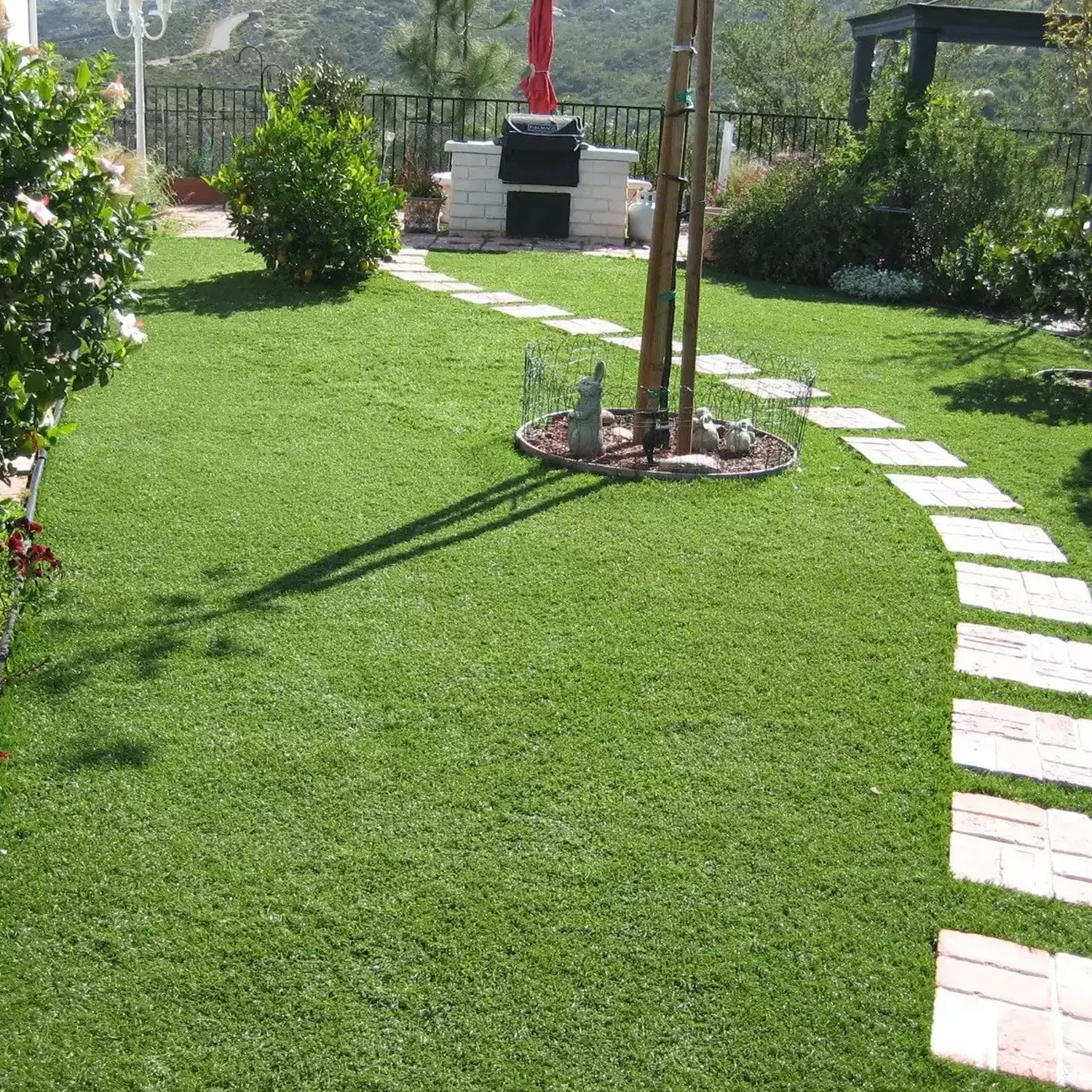 prato-sintetico-manto-erboso-erba-finta-realistica-giardino-4-sfumature-di-colore-tappeto-erboso-sintetico-anti-uv-atossico-drenante-ideale-per-piscina-terrazzo-aree-giochi-viali-40mm-2x20mt-40mq-433984