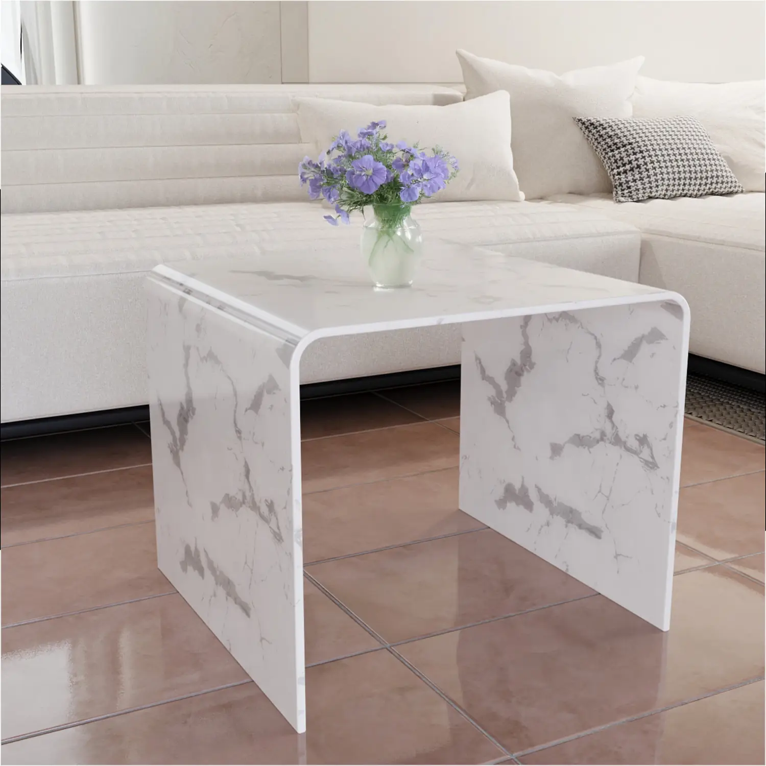 Tavolino Basso Salotto Soggiorno Sala da Pranzo Cubo Quadrato in Vetro Bianco e Curvato Design Moderno Elegante Pitkin, 50 x 38 x 50 Cm Colore Bianco Effetto Marmo
